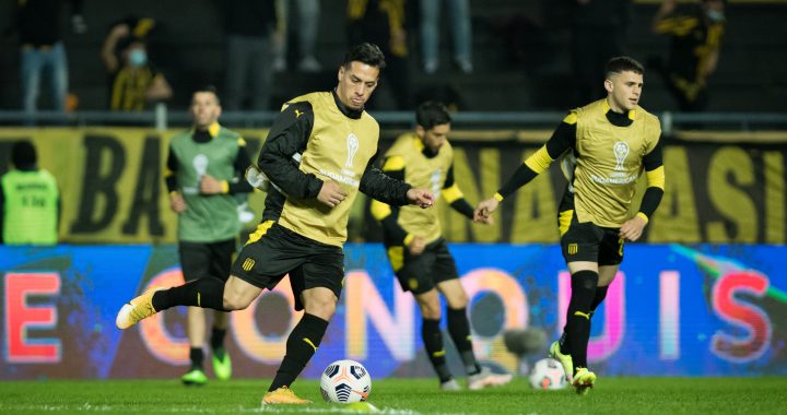 Noche de Sudamericana: Peñarol busca ganar en casa