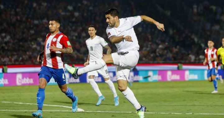 Ganó Uruguay y escala en la tabla