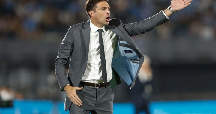 Los primeros pasos de Diego Alonso en la selección uruguaya