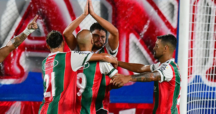 Nacional sigue cometiendo errores y comienza con derrota.