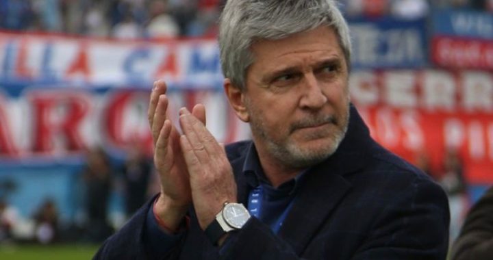 Nacional en contra de Tenfield y Peñarol