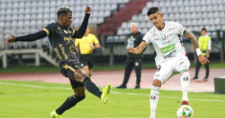 Nacional pone la mira en Juan Pablo Patiño ante una posible baja en el lateral izquierdo