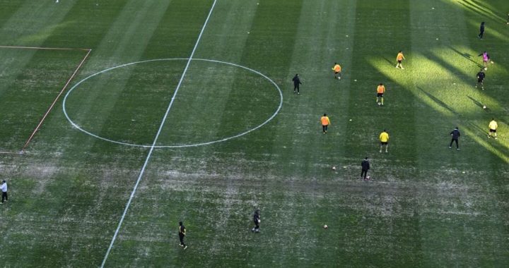 Por el mal estado del césped, Peñarol traslada su partido de Copa AUF Uruguay al Estadio Centenario